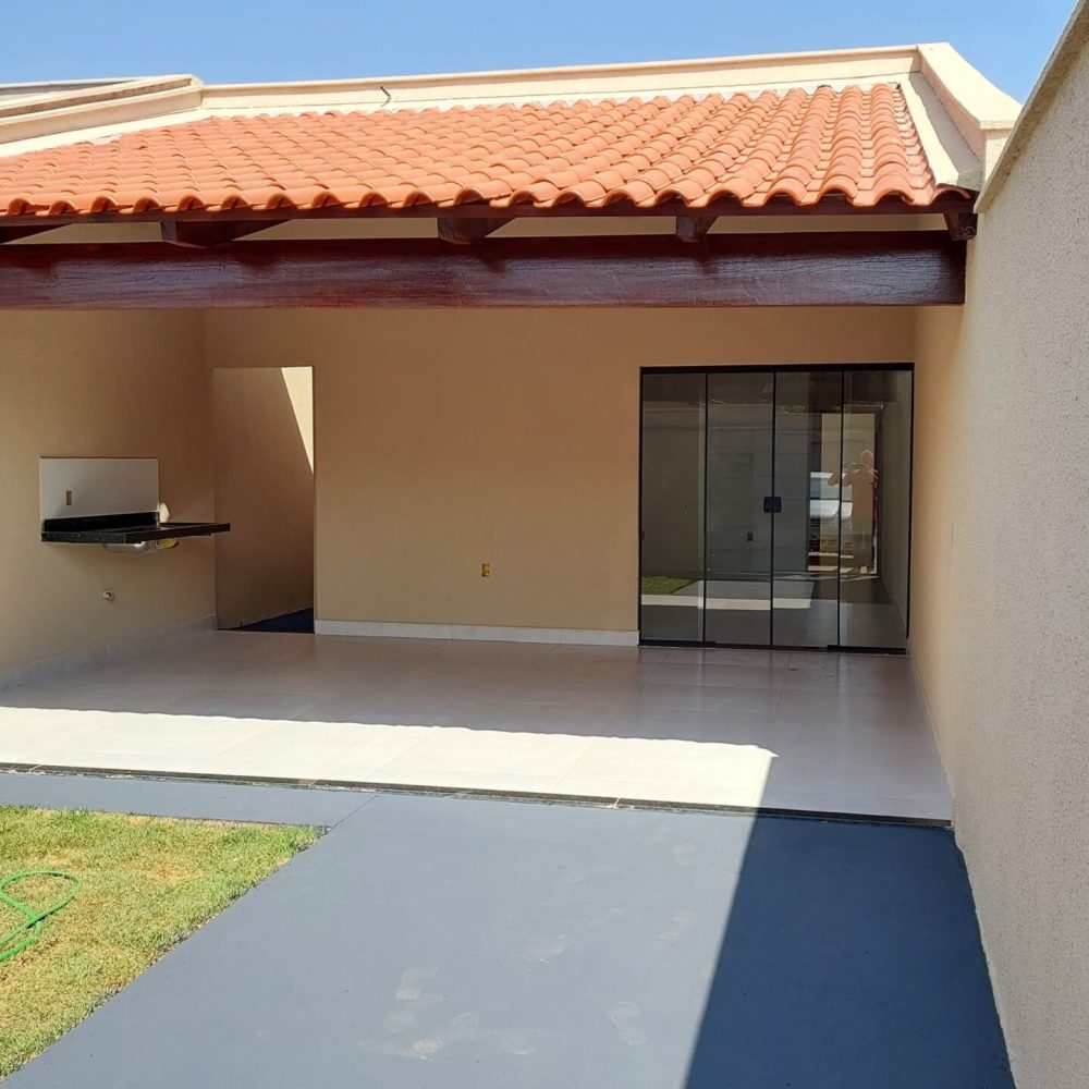 Casa à venda no Setor Cristina! (11)