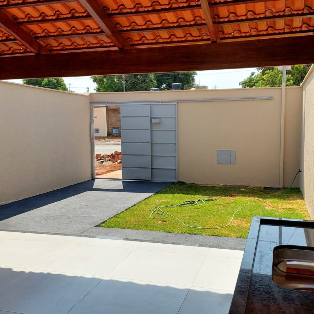 Casa à venda no Setor Cristina! (13)